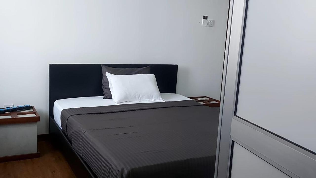 Jays Guest - Rajagiriya Colombo Otel Dış mekan fotoğraf